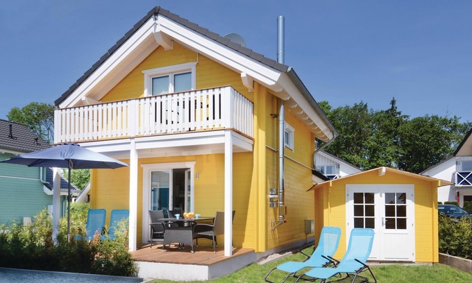 Heringsdorf House | Lovely home in Süssau/Ostsee with sauna