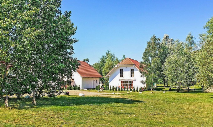 Verchen House | Lovely home in Verchen with WiFi