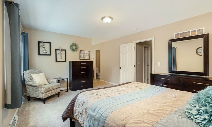 Grandview Condo | Lovely Home Near South Kansas City