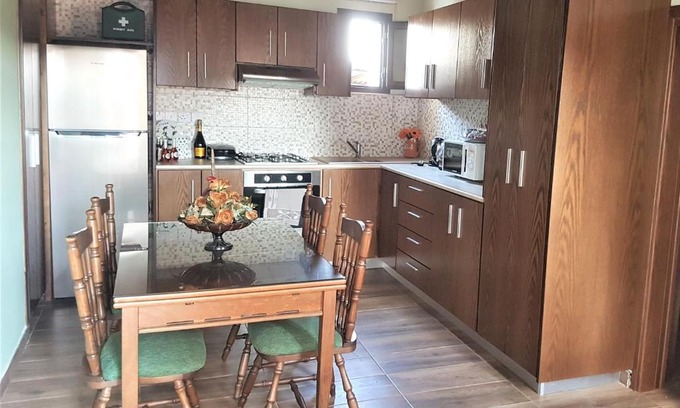 Dherynia Apartment | Lovely house not far from the beach, near Protaras