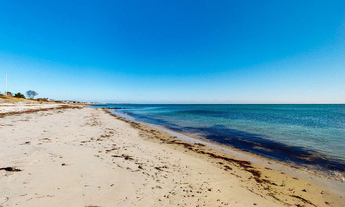 South Yarmouth House | Lovely House with WiFi, Firepit, AC, Shared Washer/Dryer - Steps From Beach