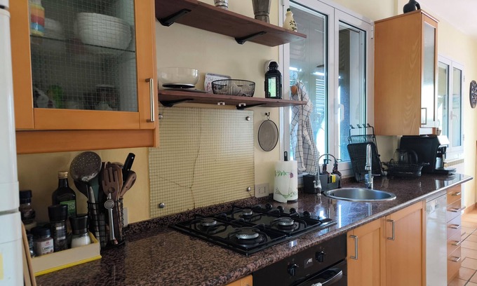 Diano Arentino House | Lovely house with sea view, parking and garden for peaceful naps.