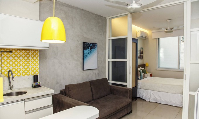 Copacabana Apartment | Lovely in Copacabana | Near the beach | MVC205