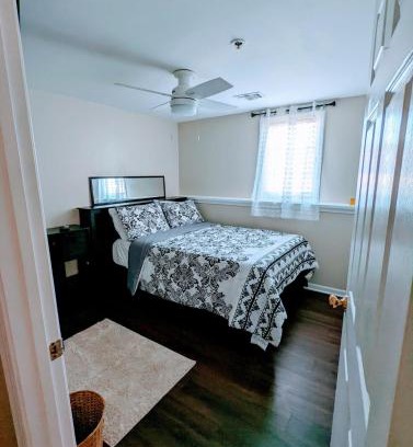 Glen Allen House | Lovely Luxury Condo