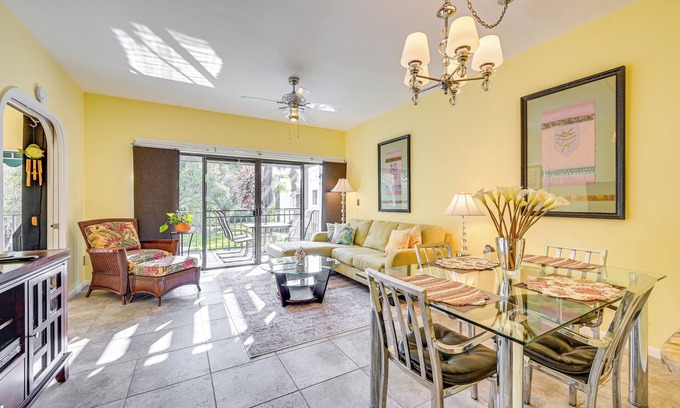 Central Naples Condo | Lovely Naples Vacation Rental w/Shared Pools!