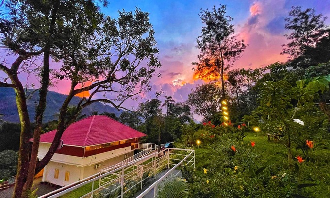 Devikolam Other | Lovely Nature Glamping - Farm house in mountain valley
