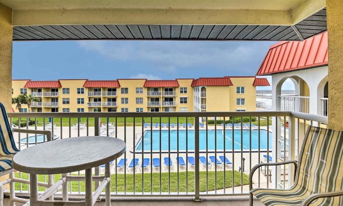 Point East Apartment | Lovely New Smyrna Beach Condo on the Beach!