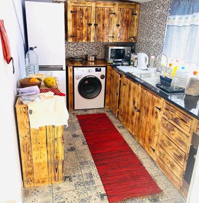 Ribeira Brava Apartment | Lovely newly refurbished, 1 bedroom top floor apartment with sea views, fast WI-FI CABLE TV and Netflix