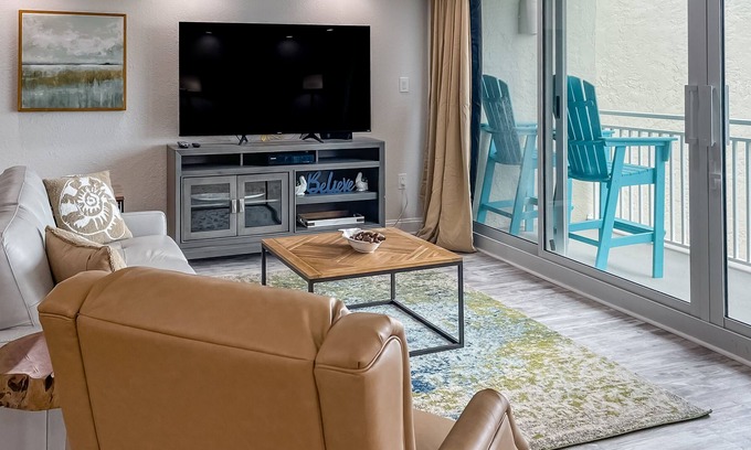 New Smyrna Beach Condo | Lovely oceanfront condo with pool, balcony, central AC, & washer/dryer