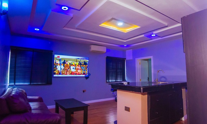 Maitama Apartment | Lovely one-bed fully-fitted condo located in d heart of Maitama, Abuja, Nigeria!