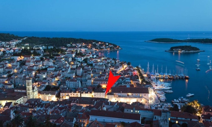 Hvar Old Town Apartment | Lovely one bedroom apartment for 3 on the main Hvar town square