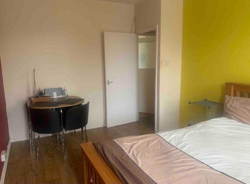 Kennington Apartment | Lovely one bedroom apartment