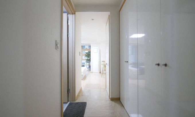 Sajik-dong Apartment | LOVELY PLACE, PRIME LOCATION ! 5 minutes to the subway