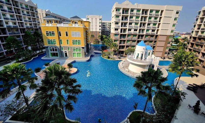 South Pattaya Apartment | Lovely Pool View Arcadia 1 bedroom condo