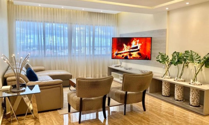 La Arboleda House | Lovely Sto Dgo Center Apt
