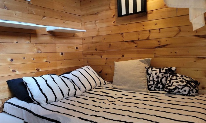 Saint-Sauveur House | Lovely Studio in Chalet Saint-Sauveur