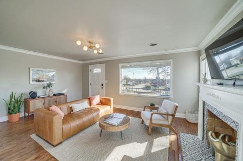 Tulsa House | Lovely Tulsa Vacation Rental about 3 Mi to Downtown!