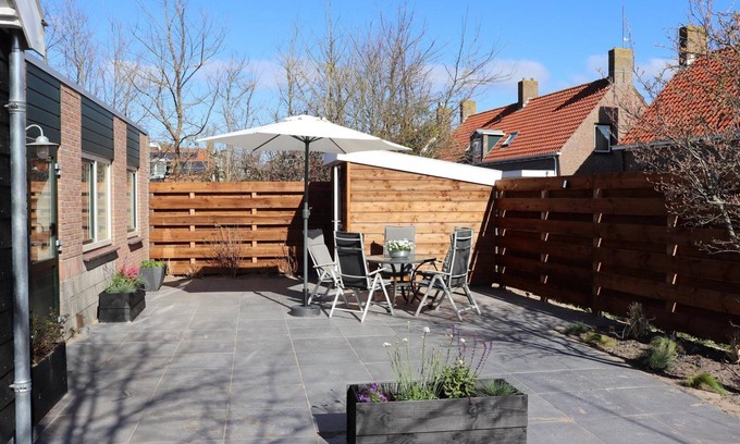 Petten House | Lovely vacation home near the beautiful beach of Petten.