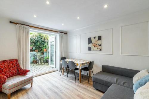 Fulham Apartment | Lovely West London Entire Apartment