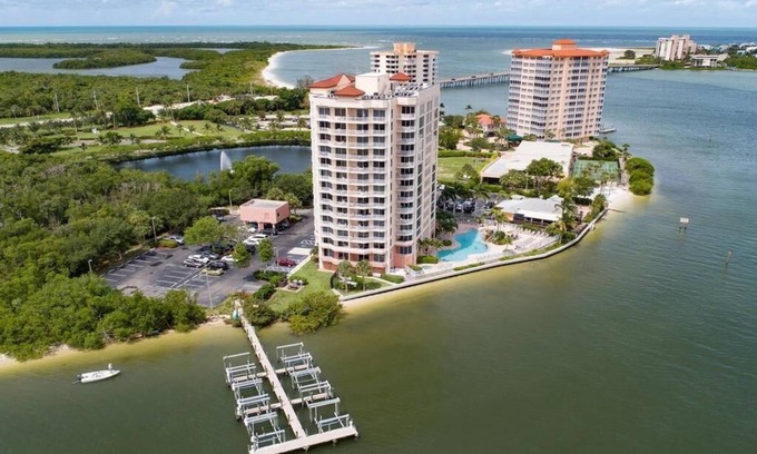 Fort Myers Beach Condo | Lovers Key Resort 803 Stunning views of Estero Bay