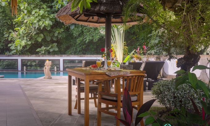 Anturan Villa | Lovina luxury pool villa at a magnificent location!