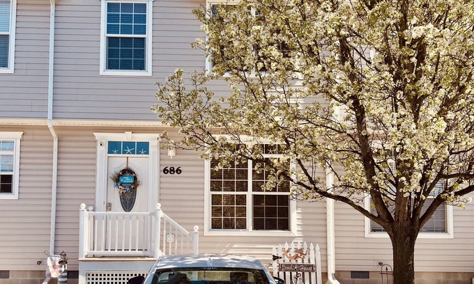 Bethany Breeze House | Low Fees! Less than 2 miles to the beach! Pool! Ride your bike to the ocean!