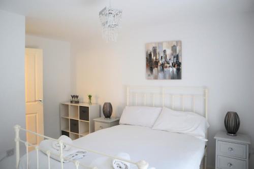 Ipswich Apartment | Lower Brook Mews - with free parking
