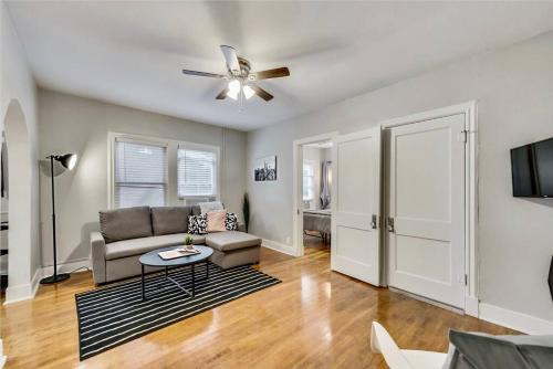 Lower Greenville Apartment | Lower-Greenville Landing Close to Everything