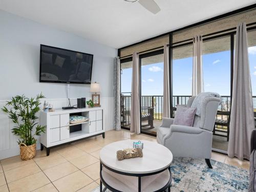 Rockport Apartment | LR 309 - Ms, Annies Oasis