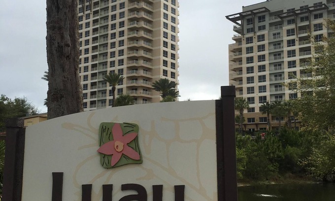 Sandestin Condo | Luau beachside at Sandestin