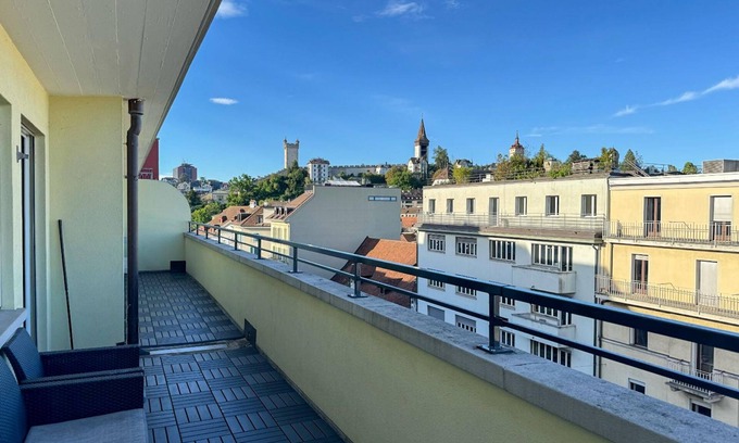 Lucerne Apartment | Lucern 2-BR Flat w Netflix Top location