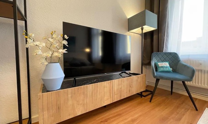 Bahnhofsviertel Apartment | LUCKY STAYS LS09 - Vollausstattung - Zentrum - große Küche - 2 Zimmer - Smart-TV