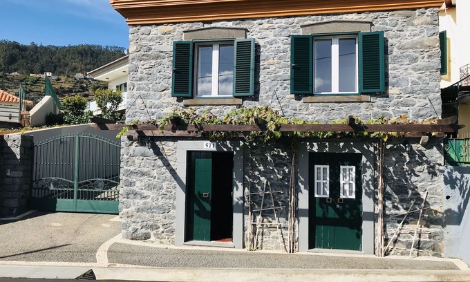 Campanario House | Lugar da Ribeira House