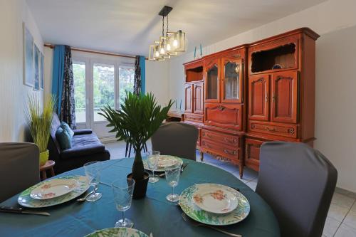 Rive-de-Gier Apartment | Lumière et Espace, Lyon et Pilat à votre Portée