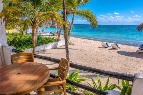Akumal House | Luna Azul Unit 1