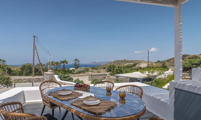 Milos Apartment | Luna Blanca