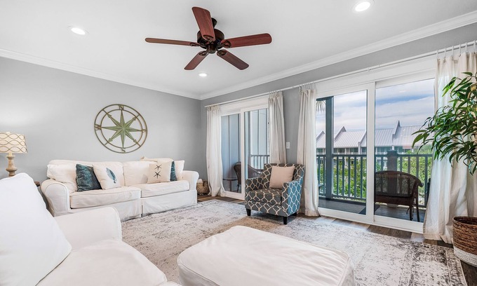 Santa Rosa Beach House | 'Luna Girl' Private Beach Access w/Pool!