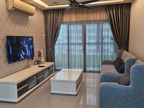 Seksyen 15 Apartment | Luna Suites Mutiara Anggerik