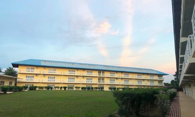 Lungi Hotel | Lungi Gateway Hotel