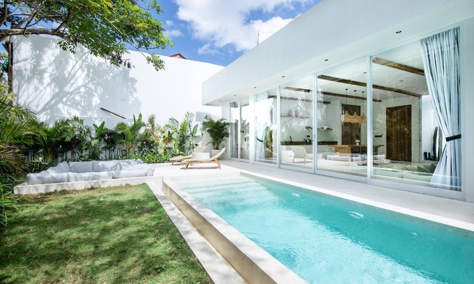 Pecatu Villa | Lush 2 BR Villa 4 mins to Bingin Beach