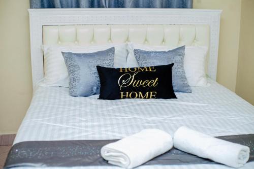 Mbotela Apartment | Lustra Homestay South B