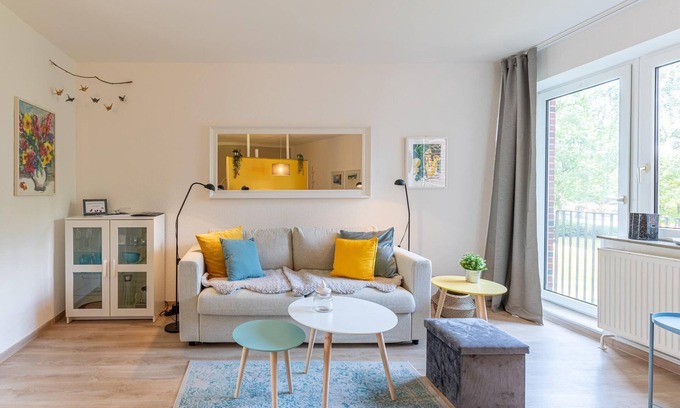 Osterhusum Apartment | Lütte Eck vacation apartment in Husum for up to 2 people