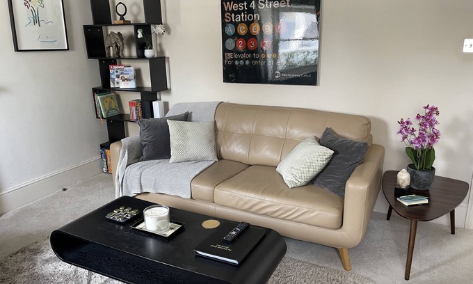 Belgravia Apartment | Lux 2 bed apt close to Buckingham Palace, Big Ben,Houses of Parliament ,Harrods