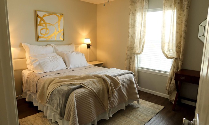 Lake Charles House | Lux 2 Bedroom 2.5 Bath/Dog Friendly 511A