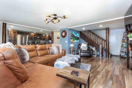 Estes Park House | Lux 3BR Home - Wildlife & Views near RMNP