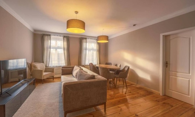 Kreuzberg Apartment | LUX central 3bed suite apartment