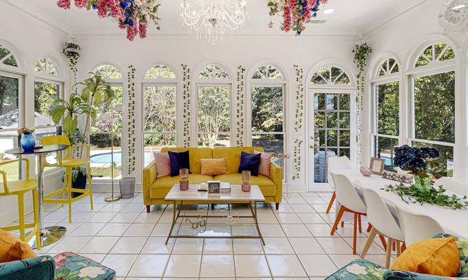 Mableton House | Lux Mansion+ 16 Overnight Accommodation + Host Events