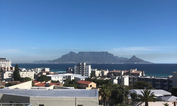 West Beach Cabin | Lux Room! Welcome to our charming guesthouse in Cape Town