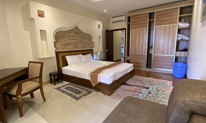 Shanzu Apartment | Lux.Suites Eden Beachfront Apartments Shanzu-103