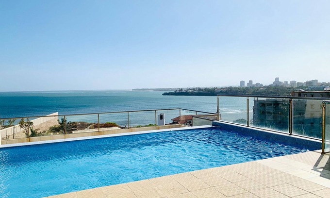 Mombasa Apartment | Lux Suites Palm Terraces Apartments